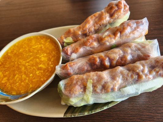 Bodard Bistro signature dishes Nem Nuong Cuon (Grilled Pork Spring Rolls), Banh Xeo (Vietnamese Crepe), Bo 7 Mon (Beef Seven Ways), Bun Bo Hue